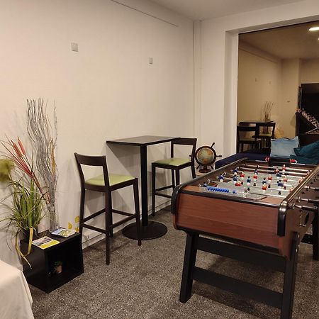 Auberge De Jeunesse Hi Nice Les Camelias エクステリア 写真